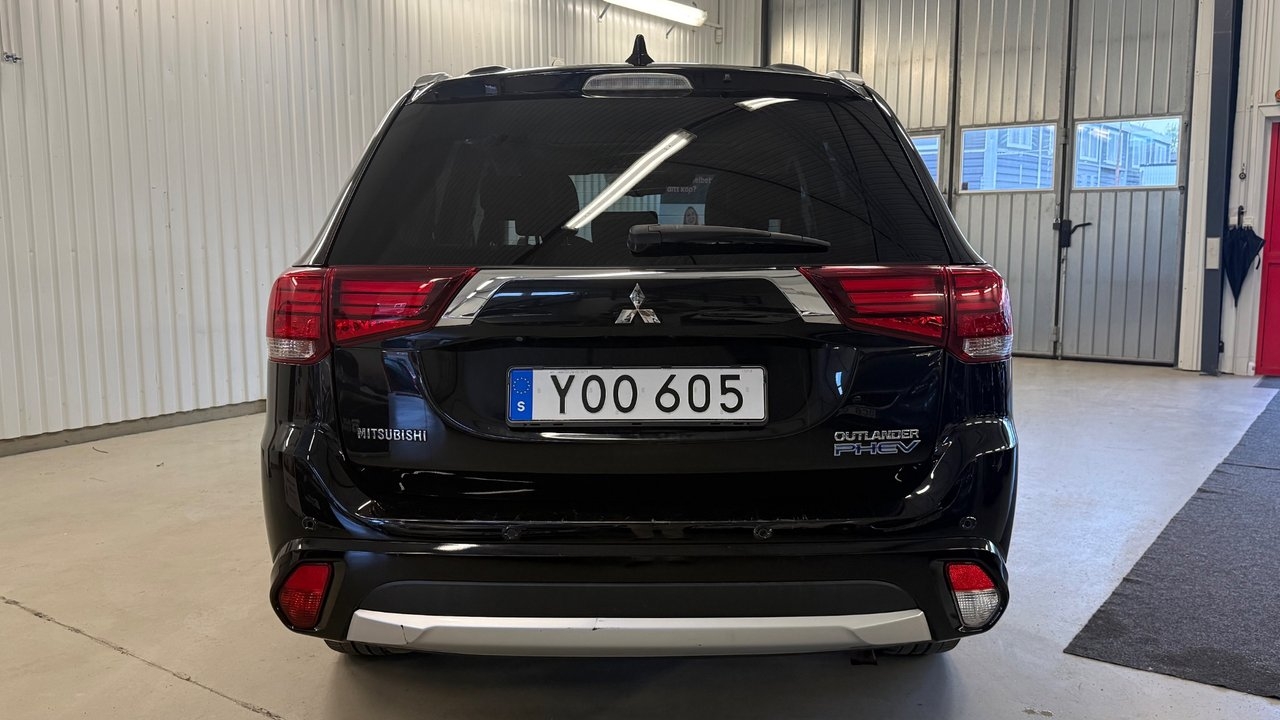 Mitsubishi Outlander 2017, photo 7/10