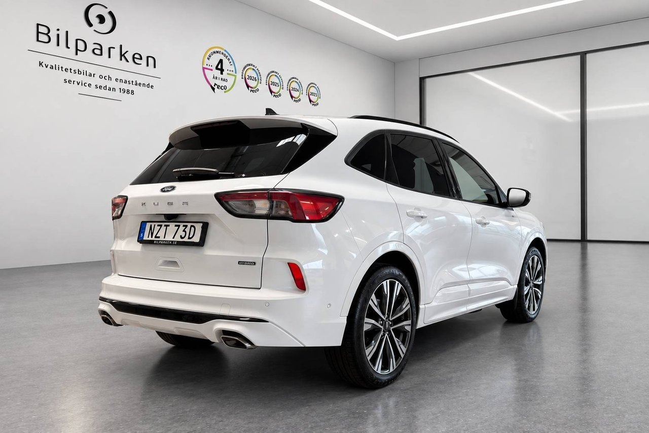 Ford Kuga Plug-In Hybrid ST-Line 2022, bild 2/10