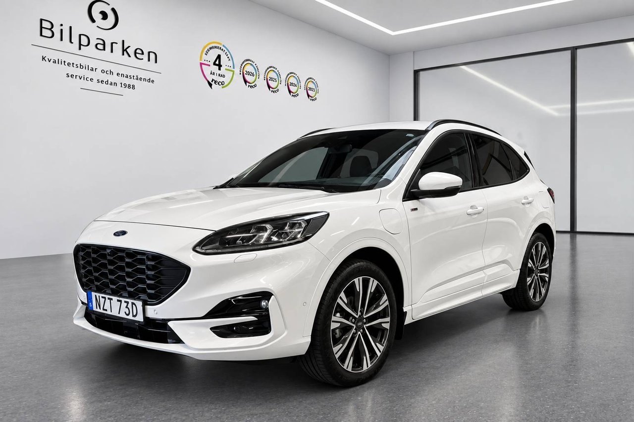 Ford Kuga Plug-In Hybrid ST-Line 2022, bild 4/10