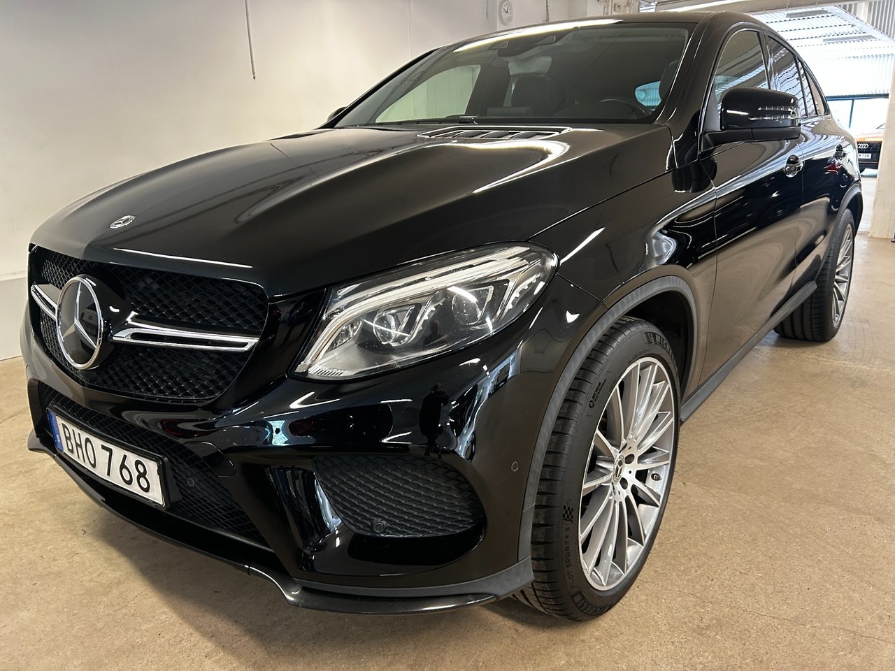 Mercedes-Benz GLE 2017, kuva 4/28