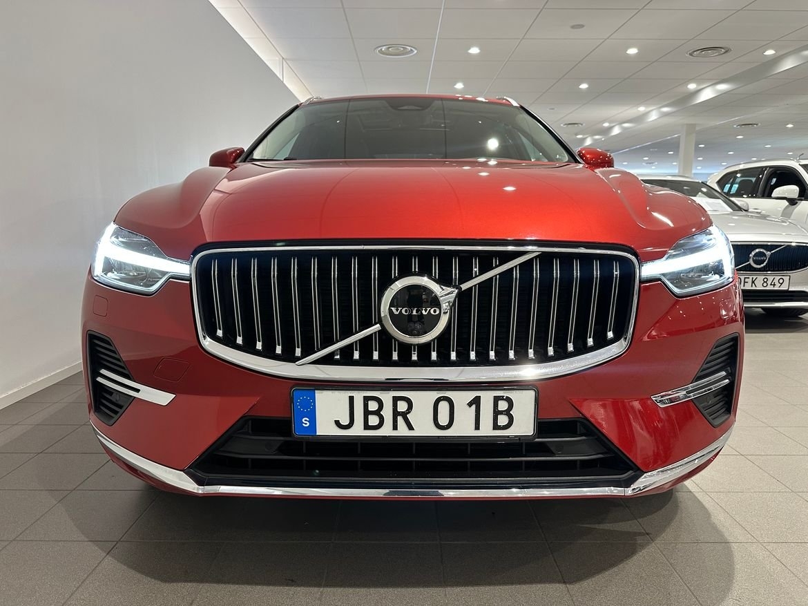 Volvo XC60 Recharge T6 Core Bright 2023, bild 2/10