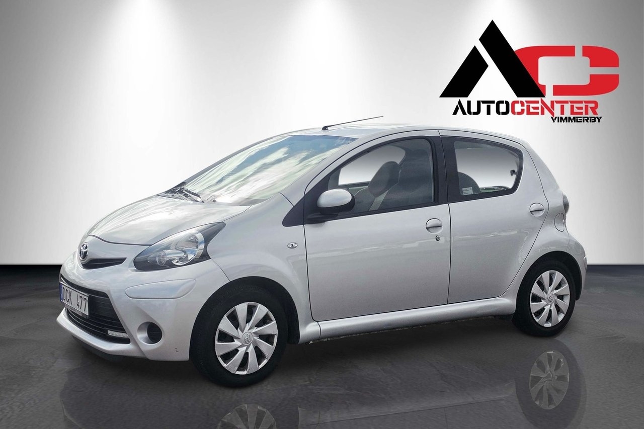 Toyota Aygo 5-dörrar 1.0 VVT-i lågmilad 2014, bild 5/10
