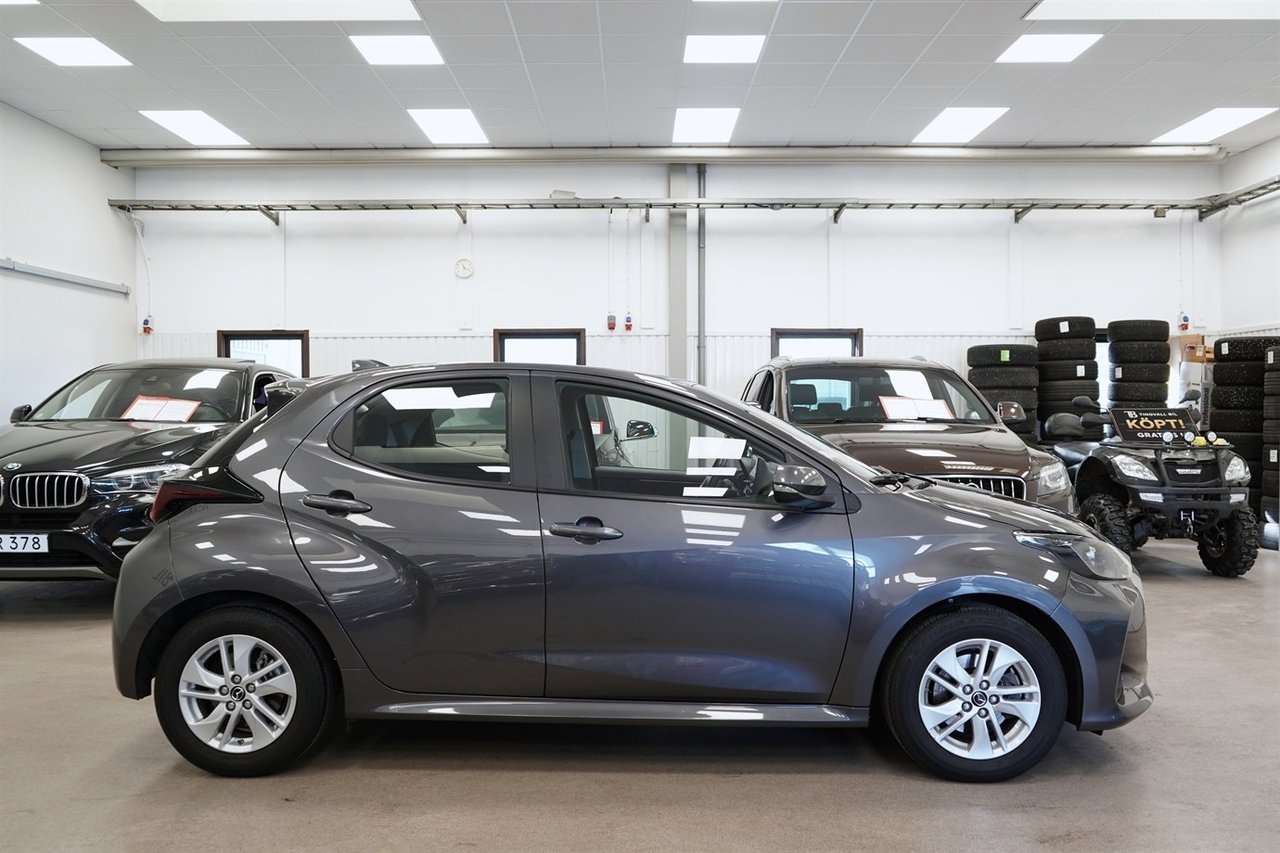 Mazda 2 1.5 HYBRID 1-ÄGARE 2023, bild 6/10