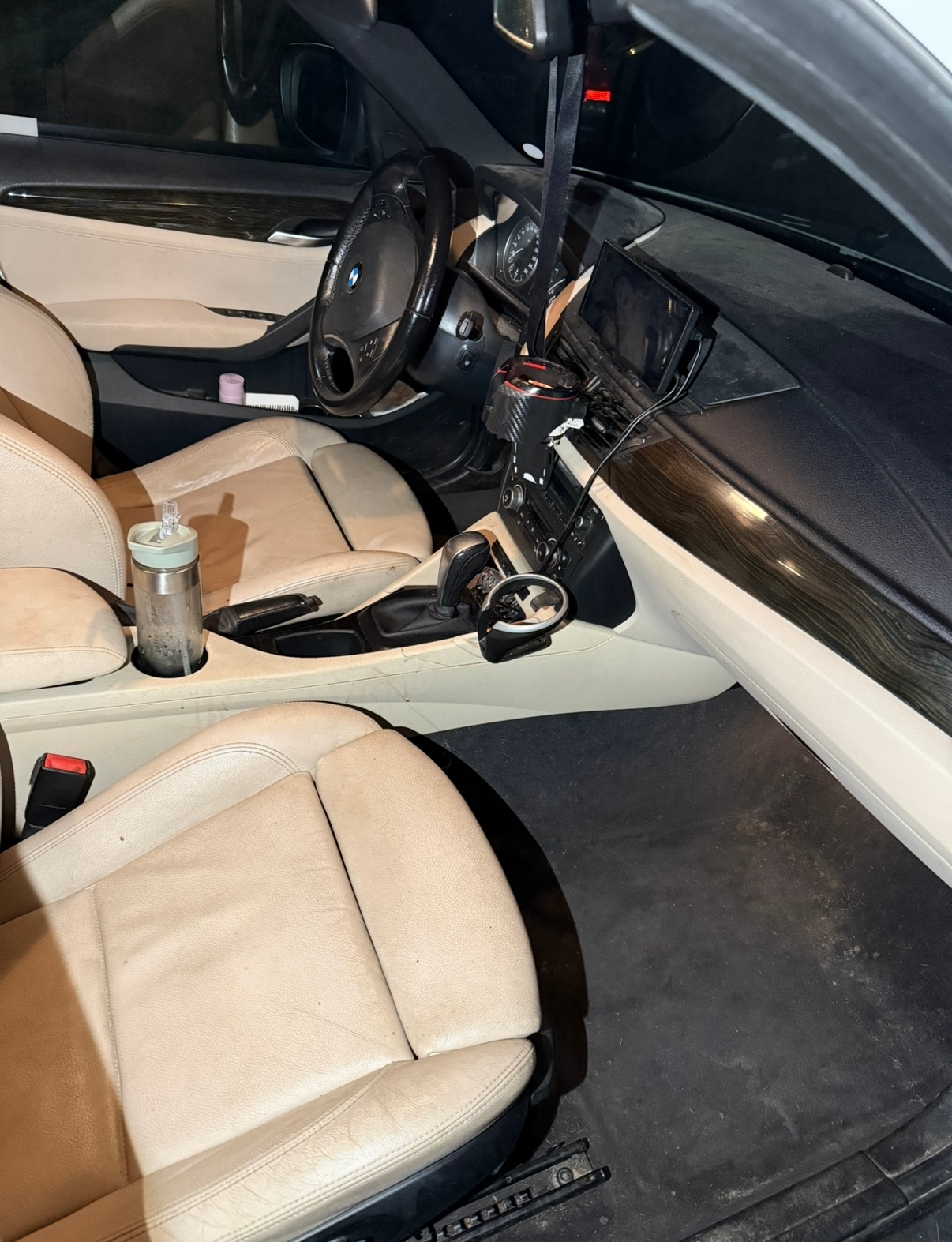 BMW X1 20d 2011, bild 3/7
