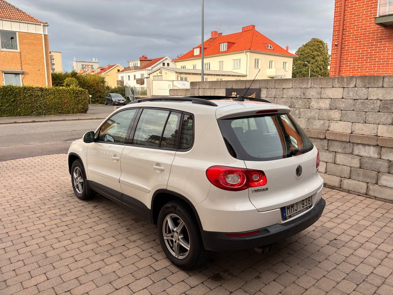Volkswagen Tiguan 2008, bild 7/10