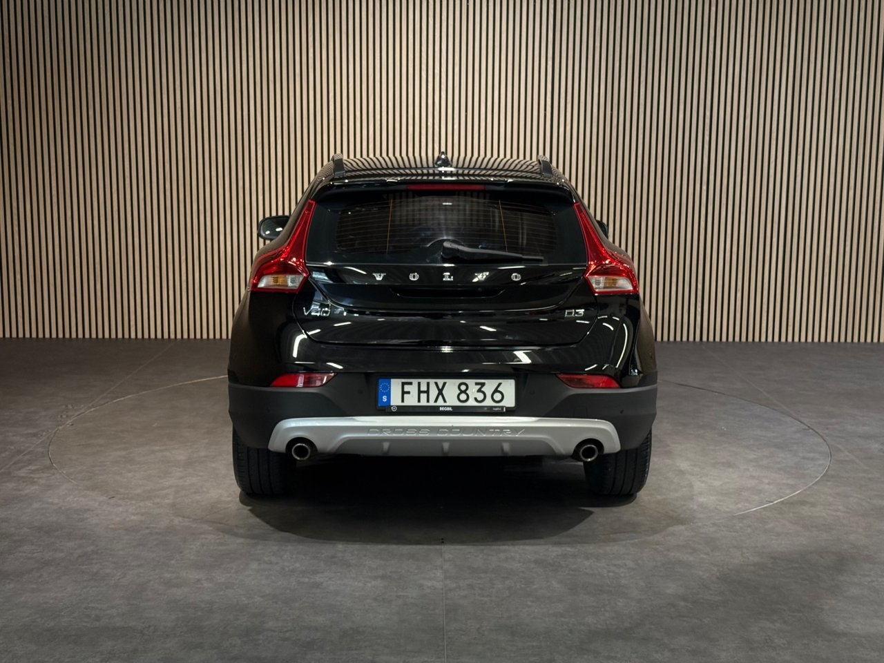 Volvo V40 Cross Country 2018, kuva 5/10