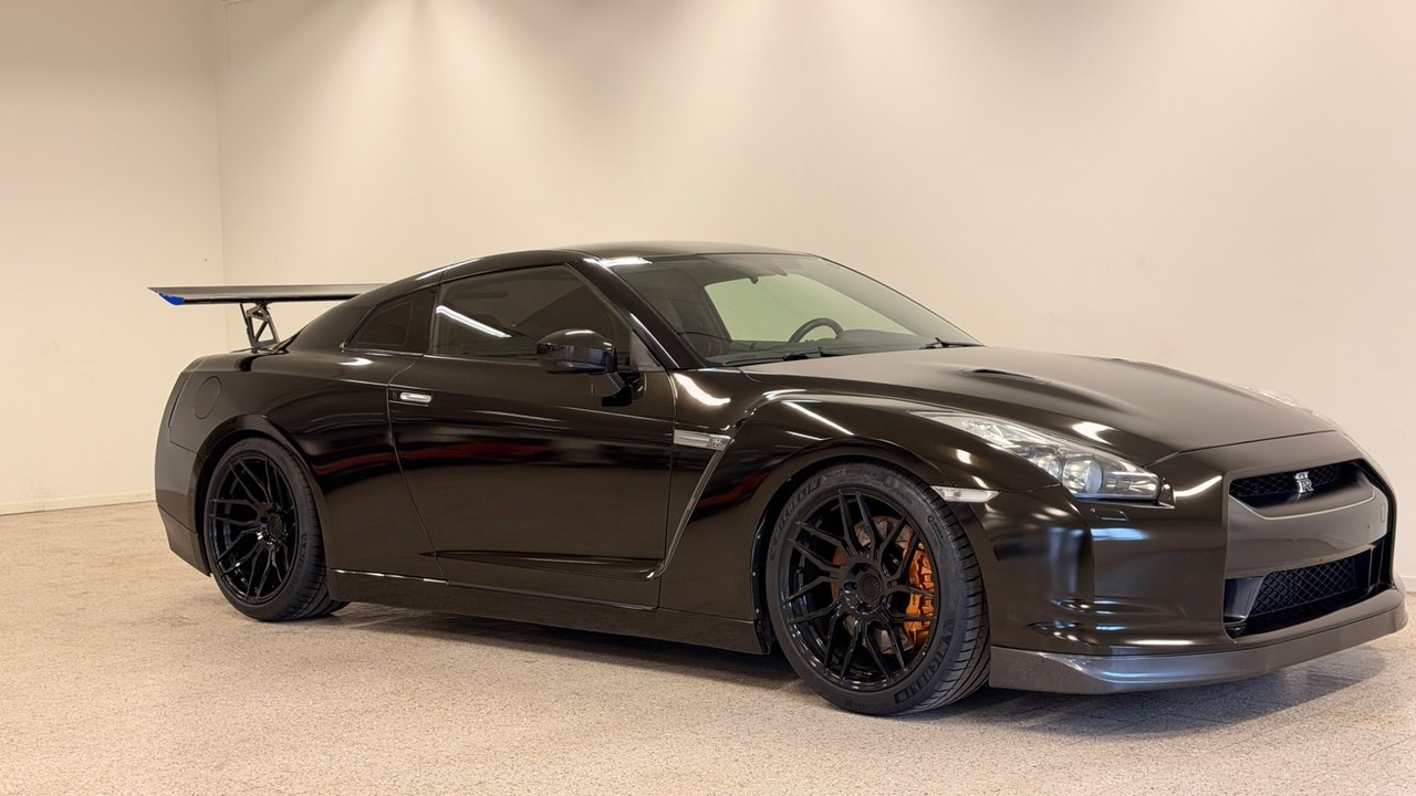 Nissan GT-R 3.8 V6 4x4 DCT Euro 5 2009, photo 4/10