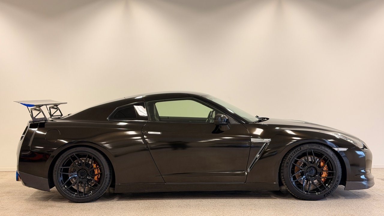 Nissan GT-R 3.8 V6 4x4 DCT Euro 5 2009, photo 5/10