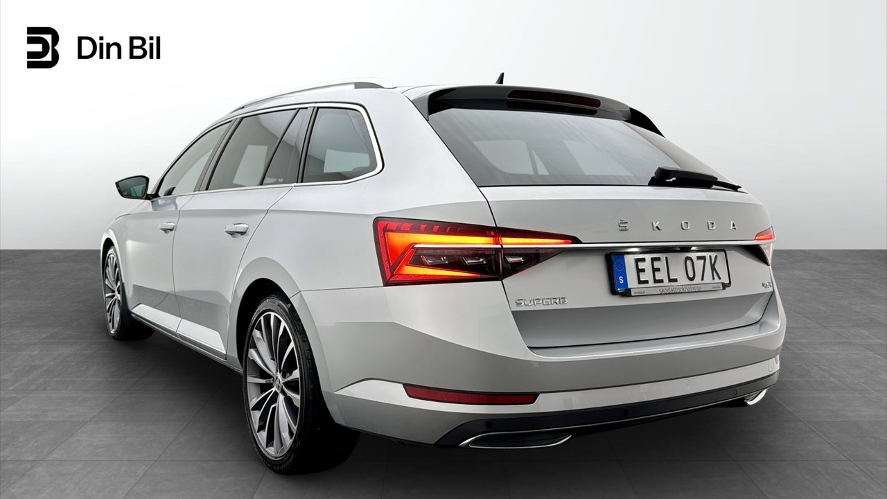 Skoda Superb 2024, bild 3/21