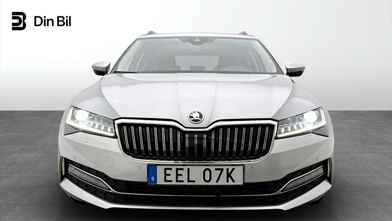 Skoda Superb 2024, bild 4/21