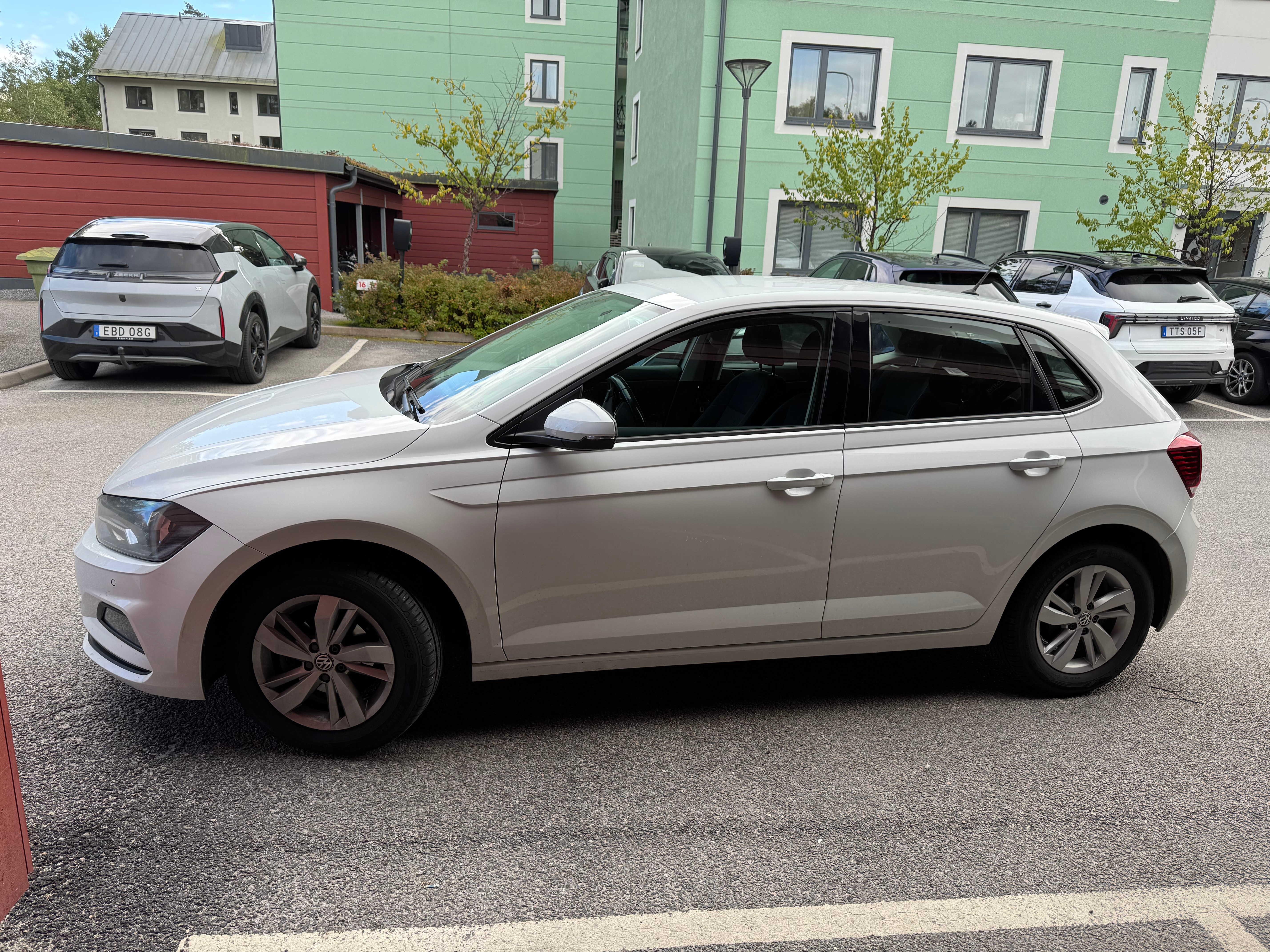 Volkswagen Polo 2019, bild 4/5
