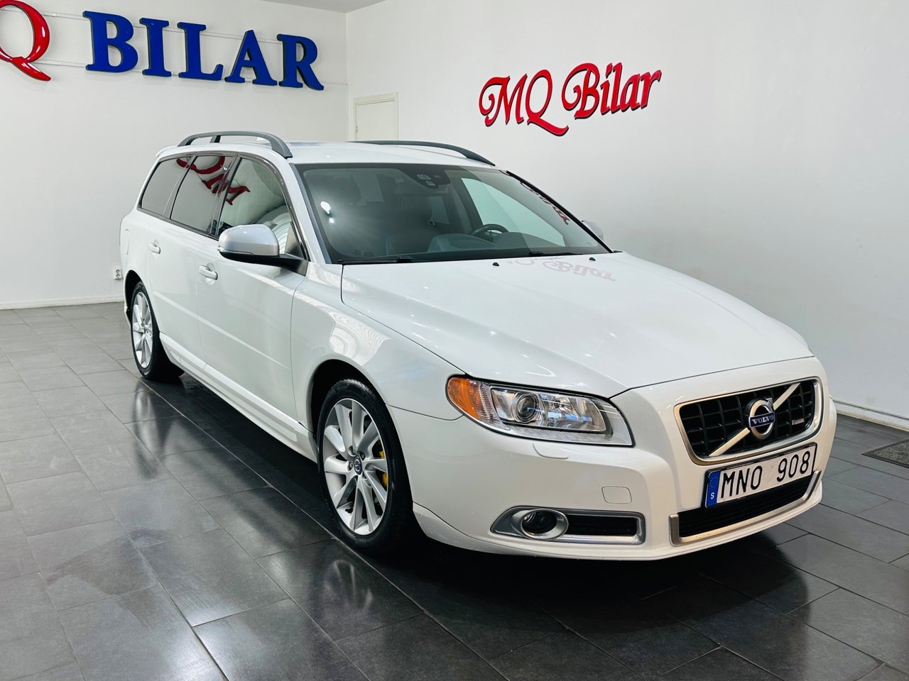 Volvo V70 2012, bild 2/10