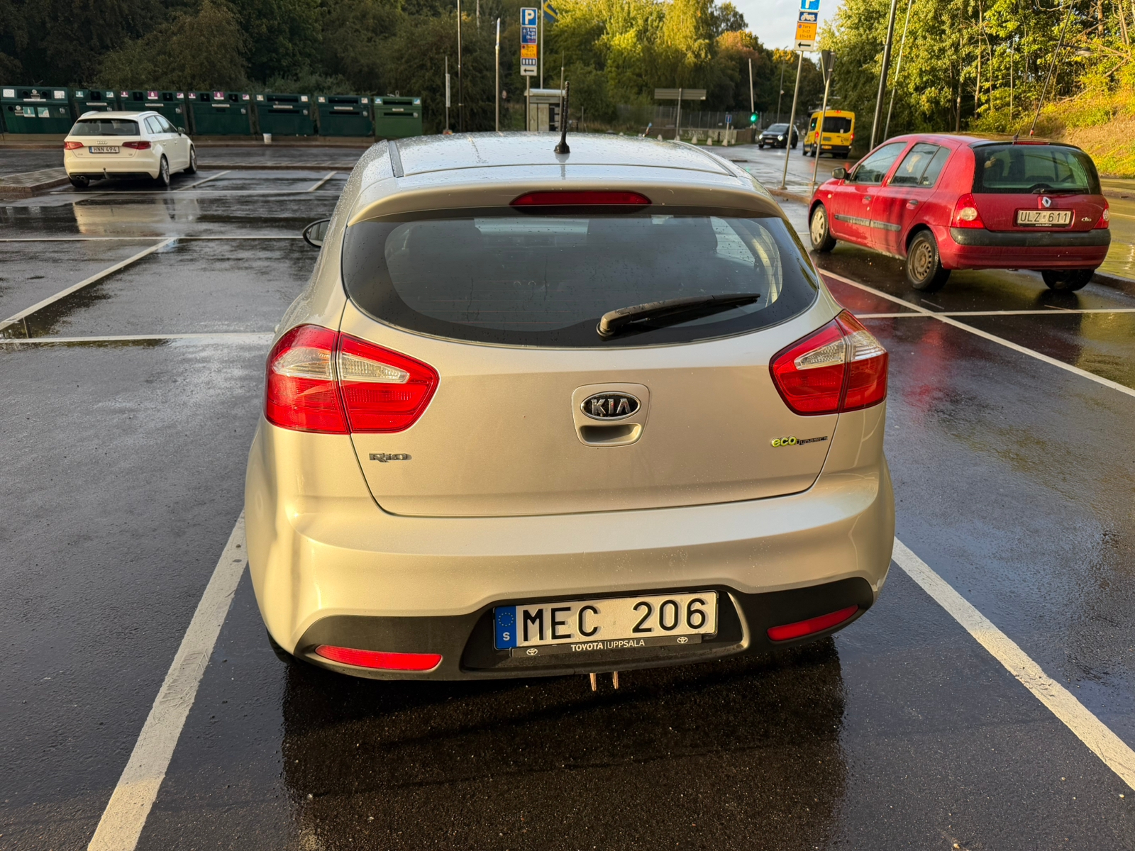Kia Rio 5-dörrar 1.2 CVVT Manuell 2012, bild 3/5