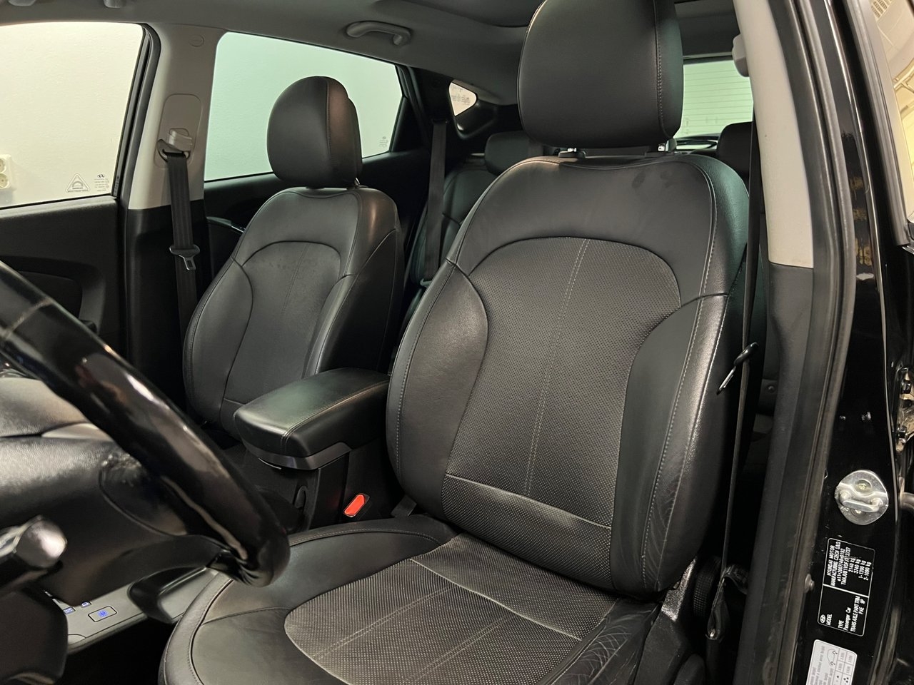 Hyundai ix35 2.0 CRDi Business Premium 2015, photo 7/21