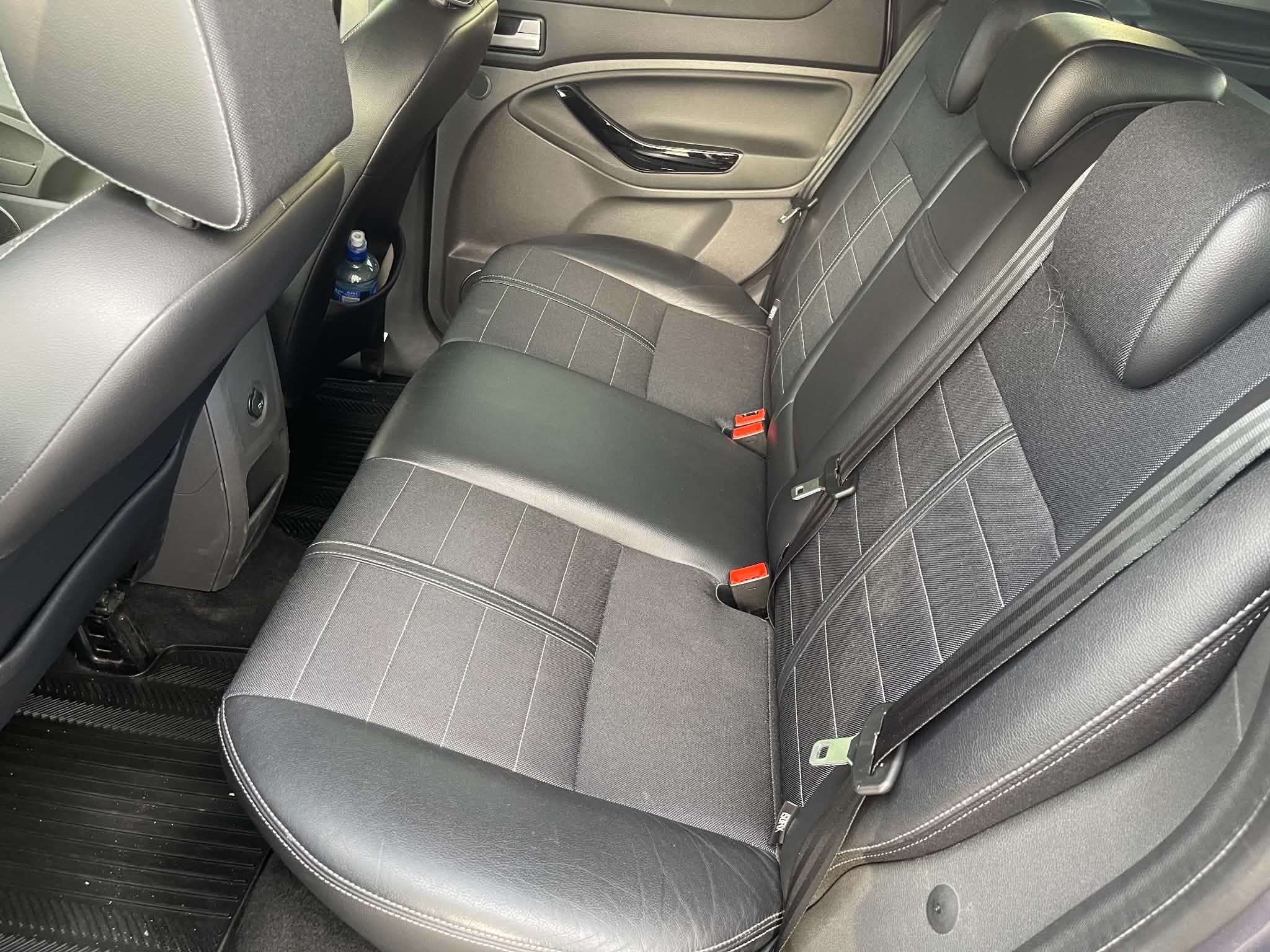 Ford Kuga 2.0 TDCi AWD Powershift 2012, bild 3/7
