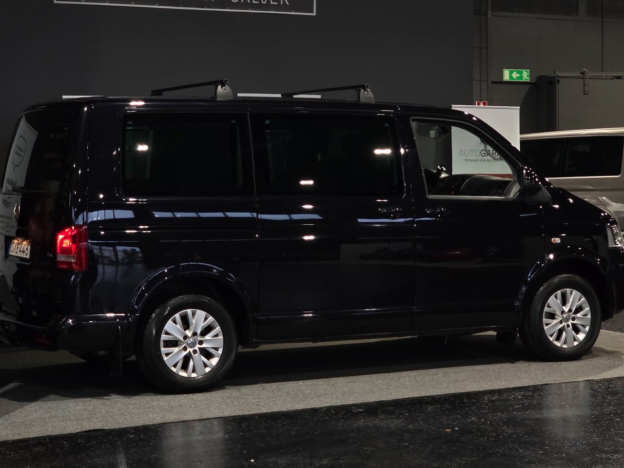 Volkswagen Multivan 2015, bild 6/10