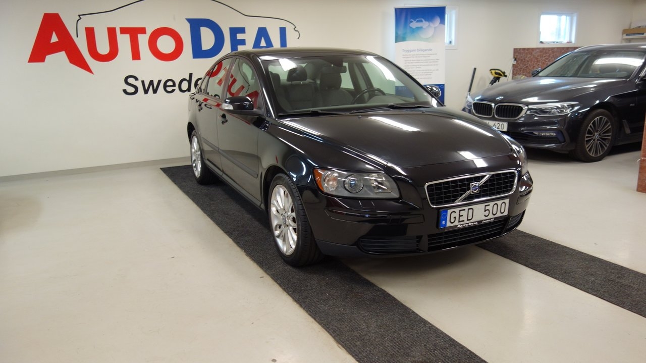 Volvo S40 1.8F Kinetic 2007, photo 3/10