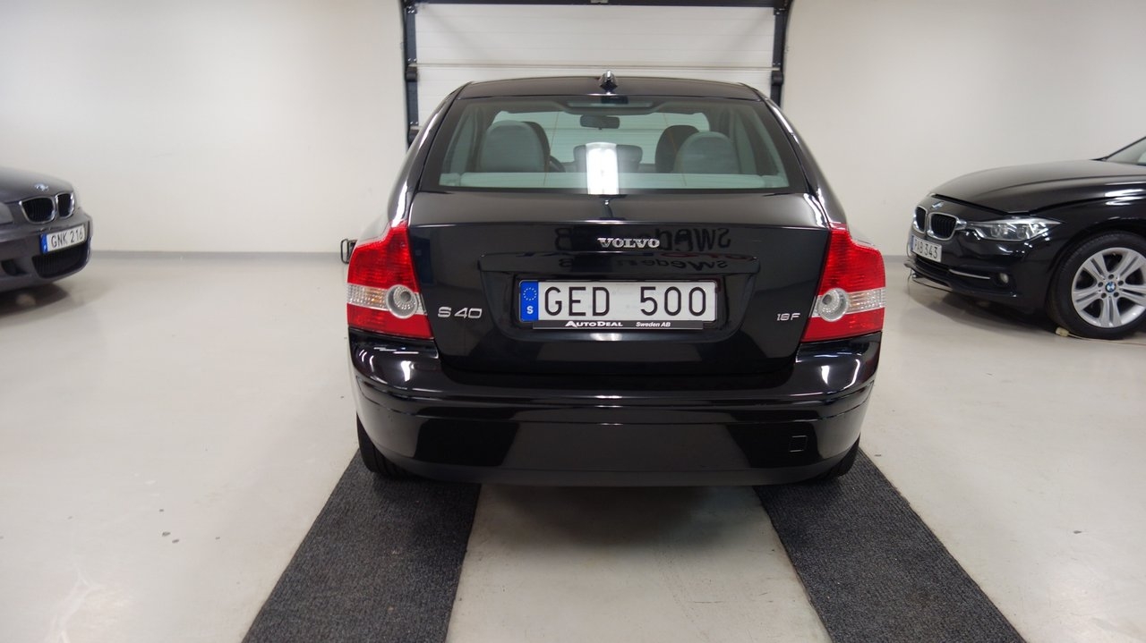 Volvo S40 1.8F Kinetic 2007, photo 7/10