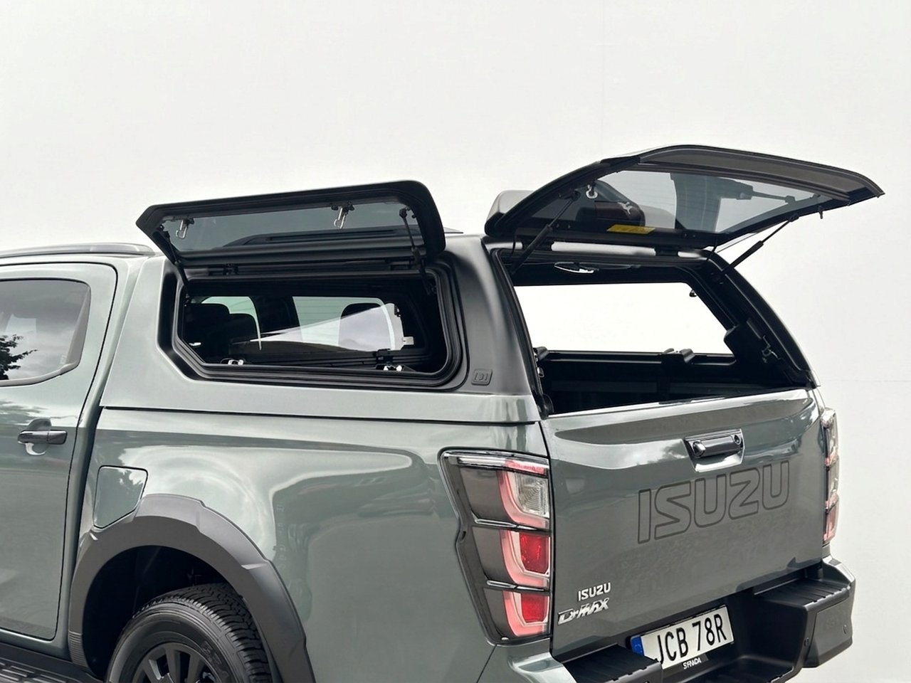 Isuzu D-max XRX 2.2 AT8 CNG Facelift 2026, bild 6/10