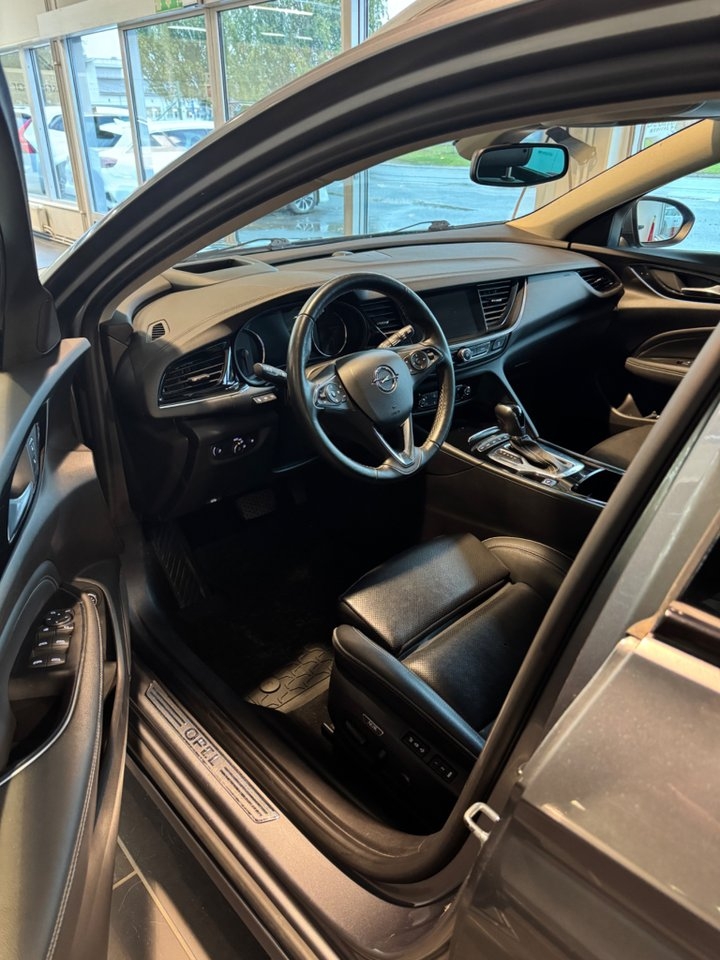 Opel Insignia 2018, kuva 2/10