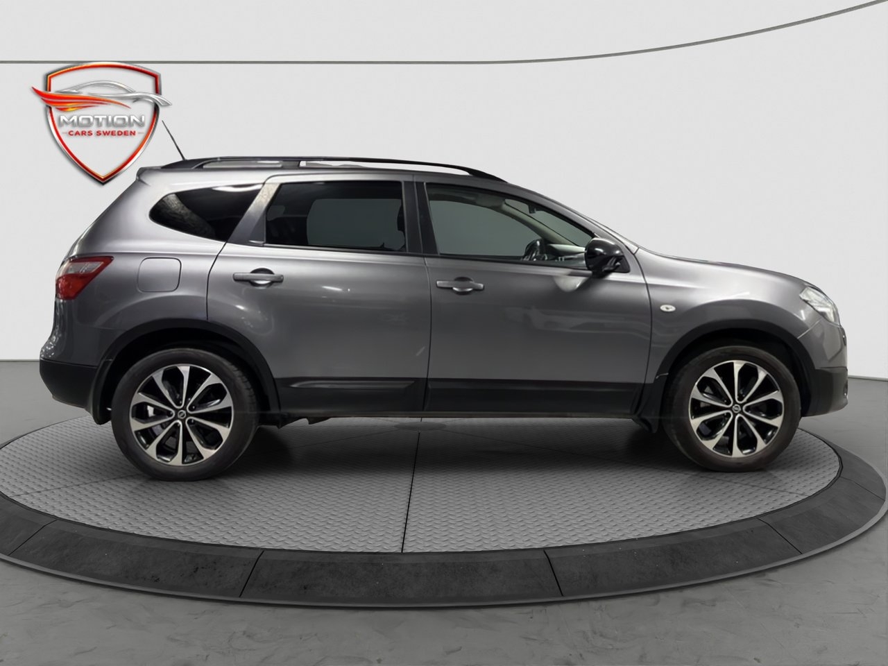 Nissan Qashqai+2 2013, kuva 4/23
