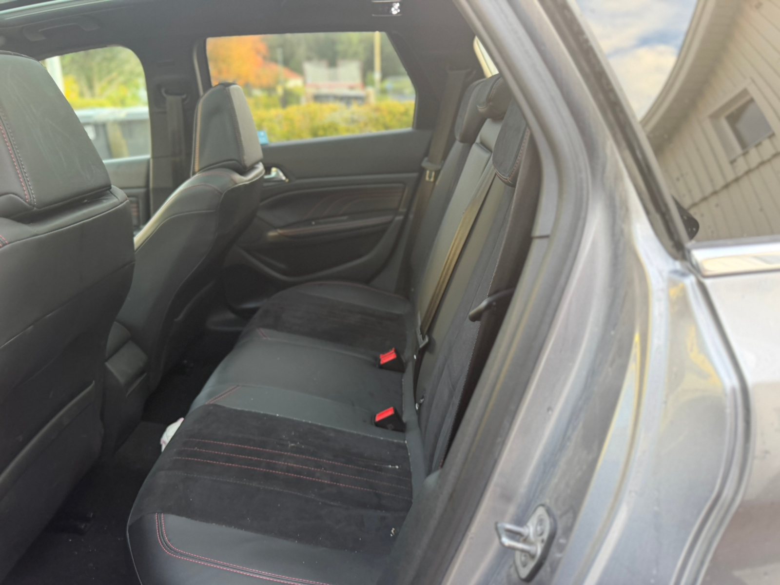 Peugeot 308 SW 2.0 BlueHDi 180 EAT 2017, bild 6/7