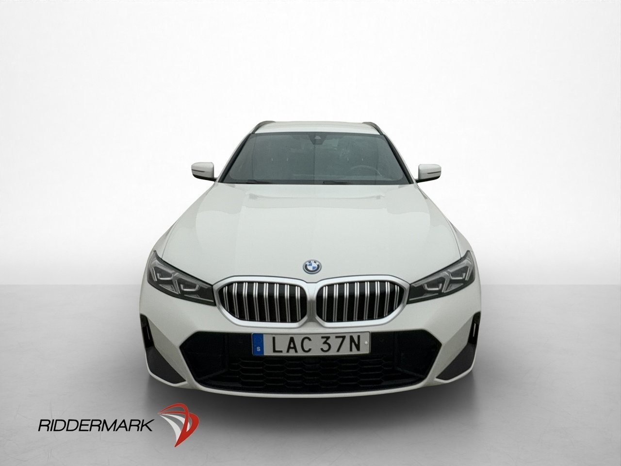 BMW 330 2023, bild 2/36