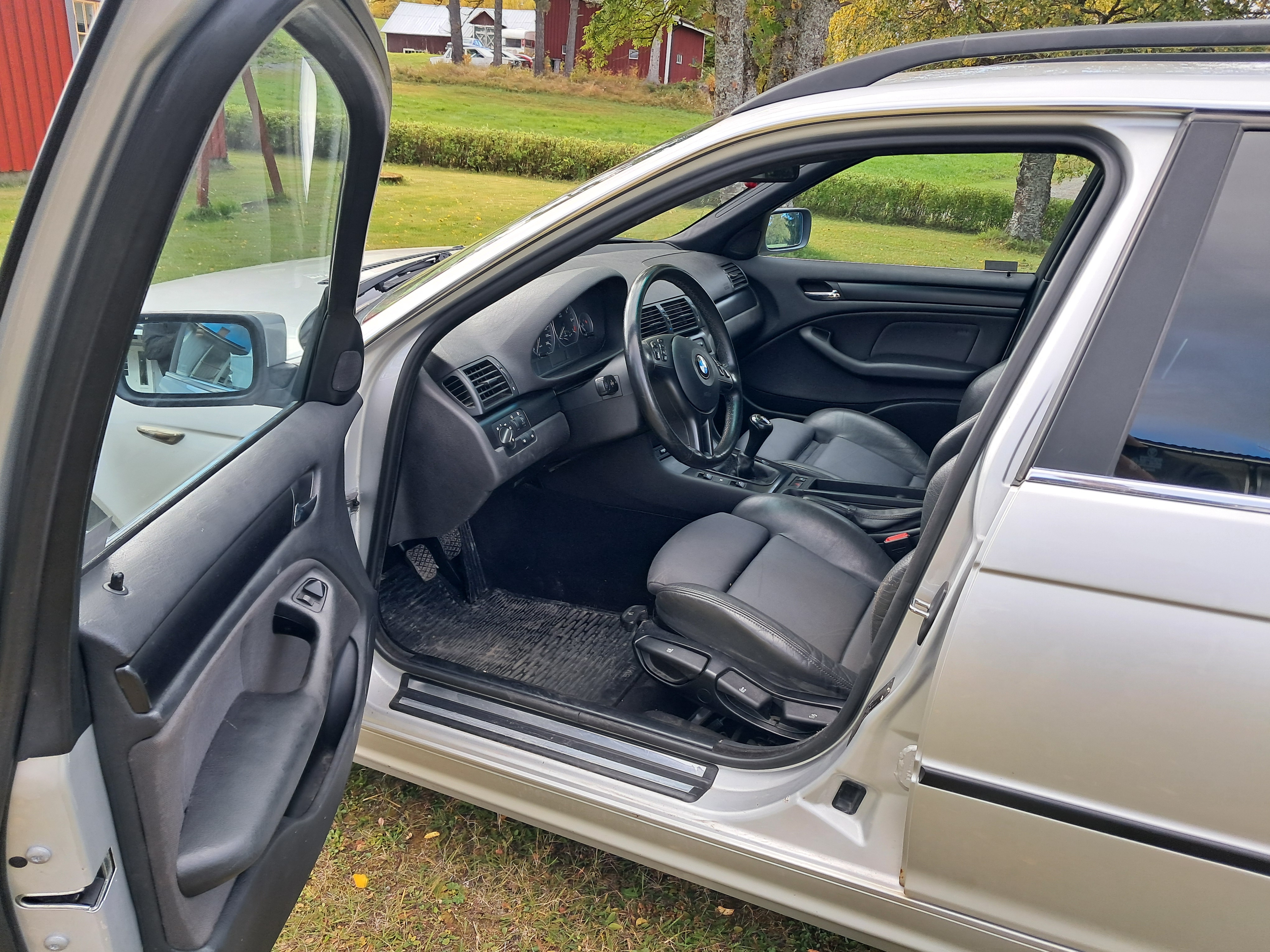 BMW 318 i Touring Manuell 2004, kuva 3/6