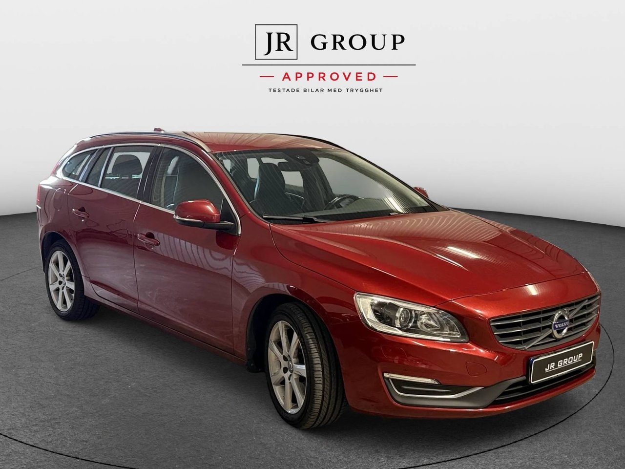 Volvo V60 2016, photo 7/10