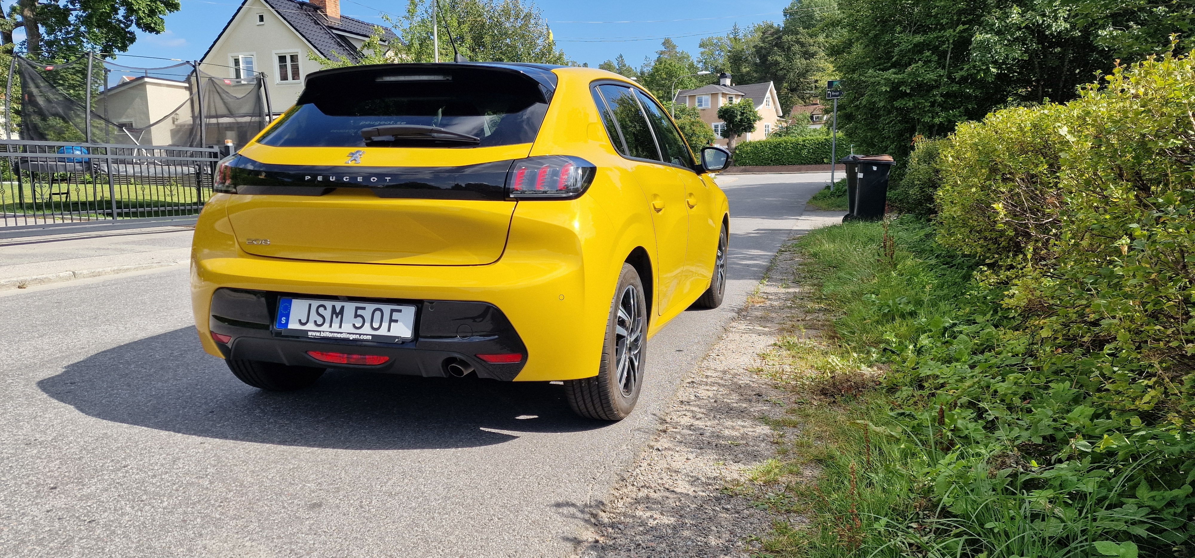 Peugeot 208 1.2 PureTech 100 Manuell 2021, photo 4/6