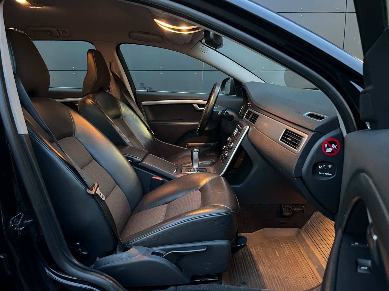 Volvo V70 D5 AWD AUTOMAT 2011, bild 7/10