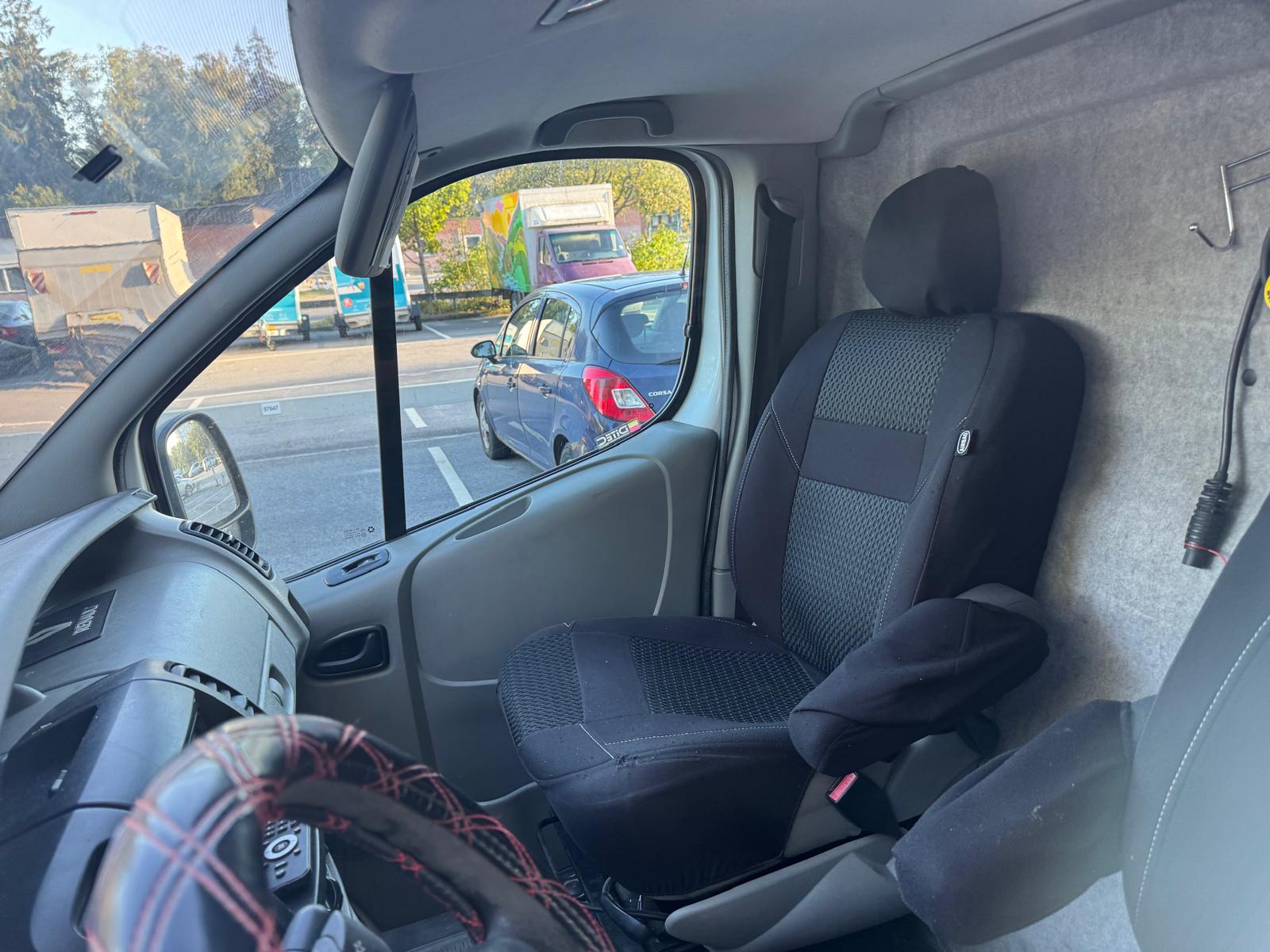 Renault Trafic 2009, bild 3/10