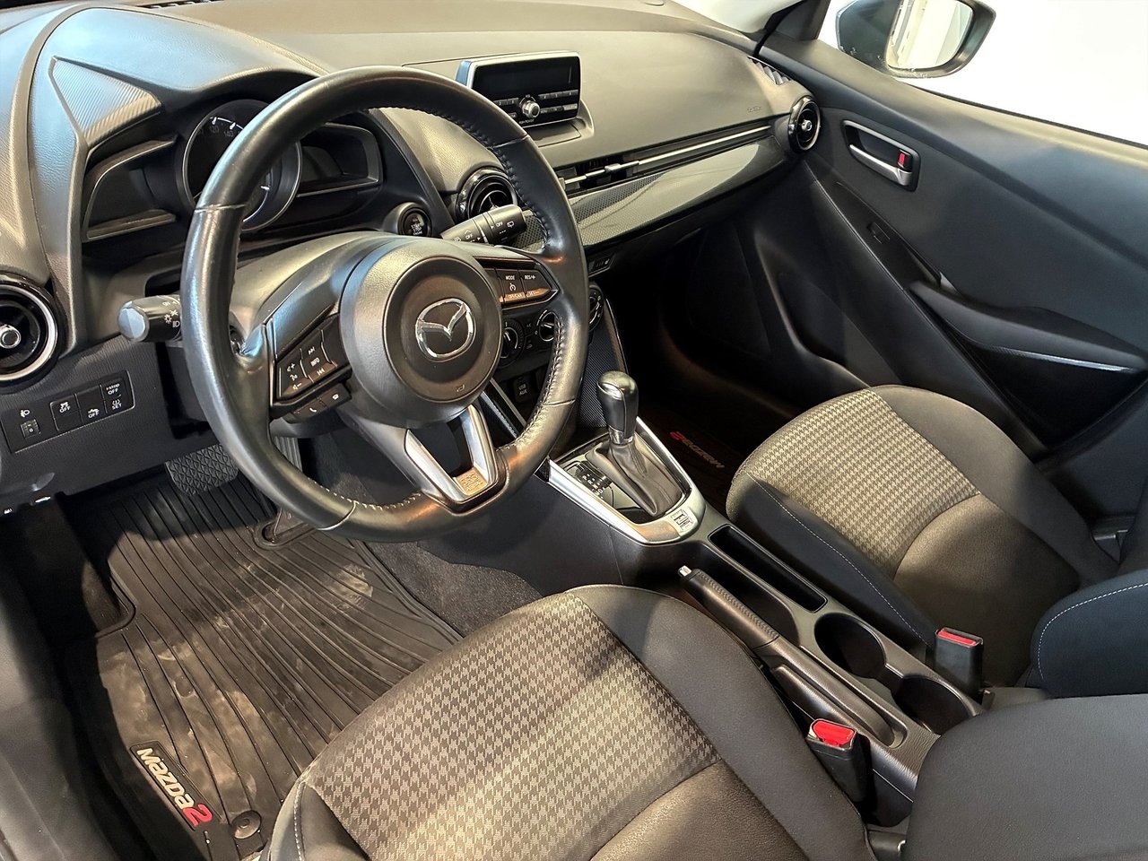 Mazda 2 2018, bild 6/10