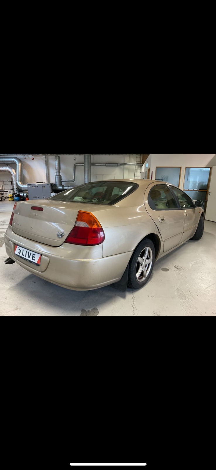 Chrysler 300M 2.7 V6 Automatisk 1999, bild 2/8
