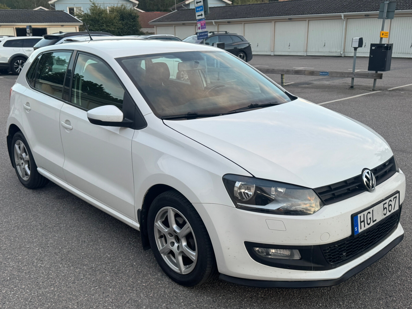 Volkswagen Polo 2011, bild 2/8