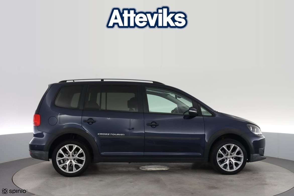 Volkswagen Touran CrossTouran 2015, bild 2/7