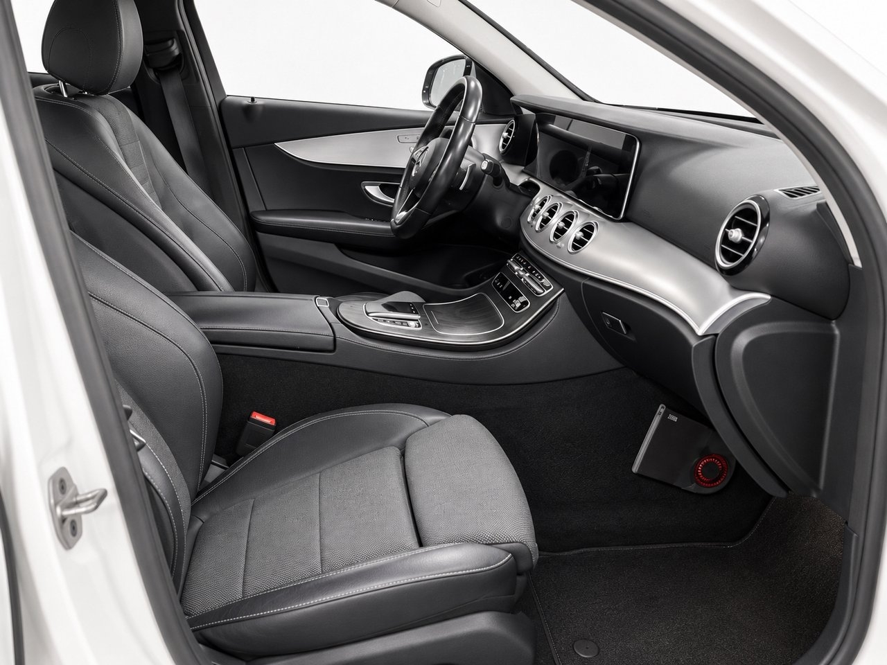 Mercedes-Benz E 2022, bild 6/10
