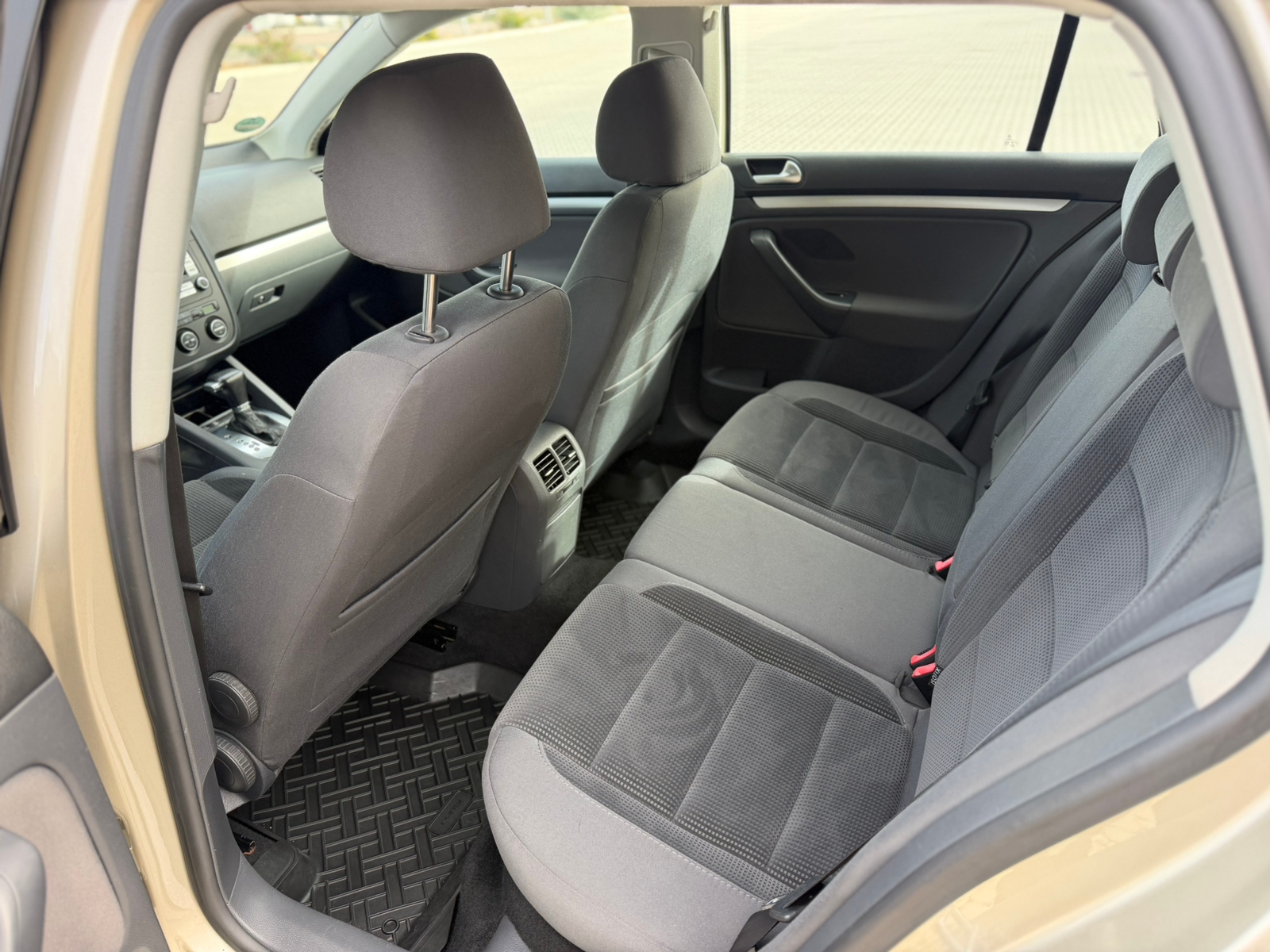 Volkswagen Golf 2008, kuva 7/10