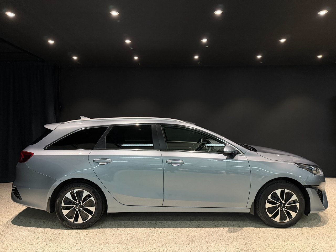 Kia Ceed Sportswagon Plug-in Hybrid 2022, bild 6/10