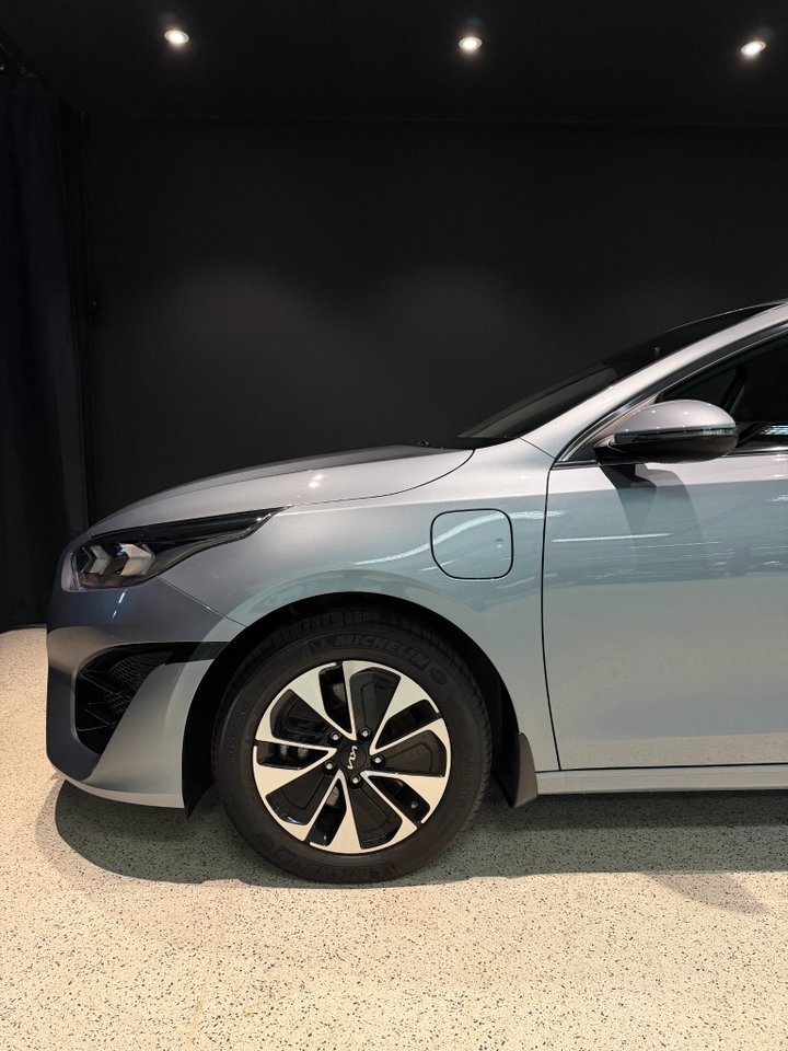 Kia Ceed Sportswagon Plug-in Hybrid 2022, bild 5/10