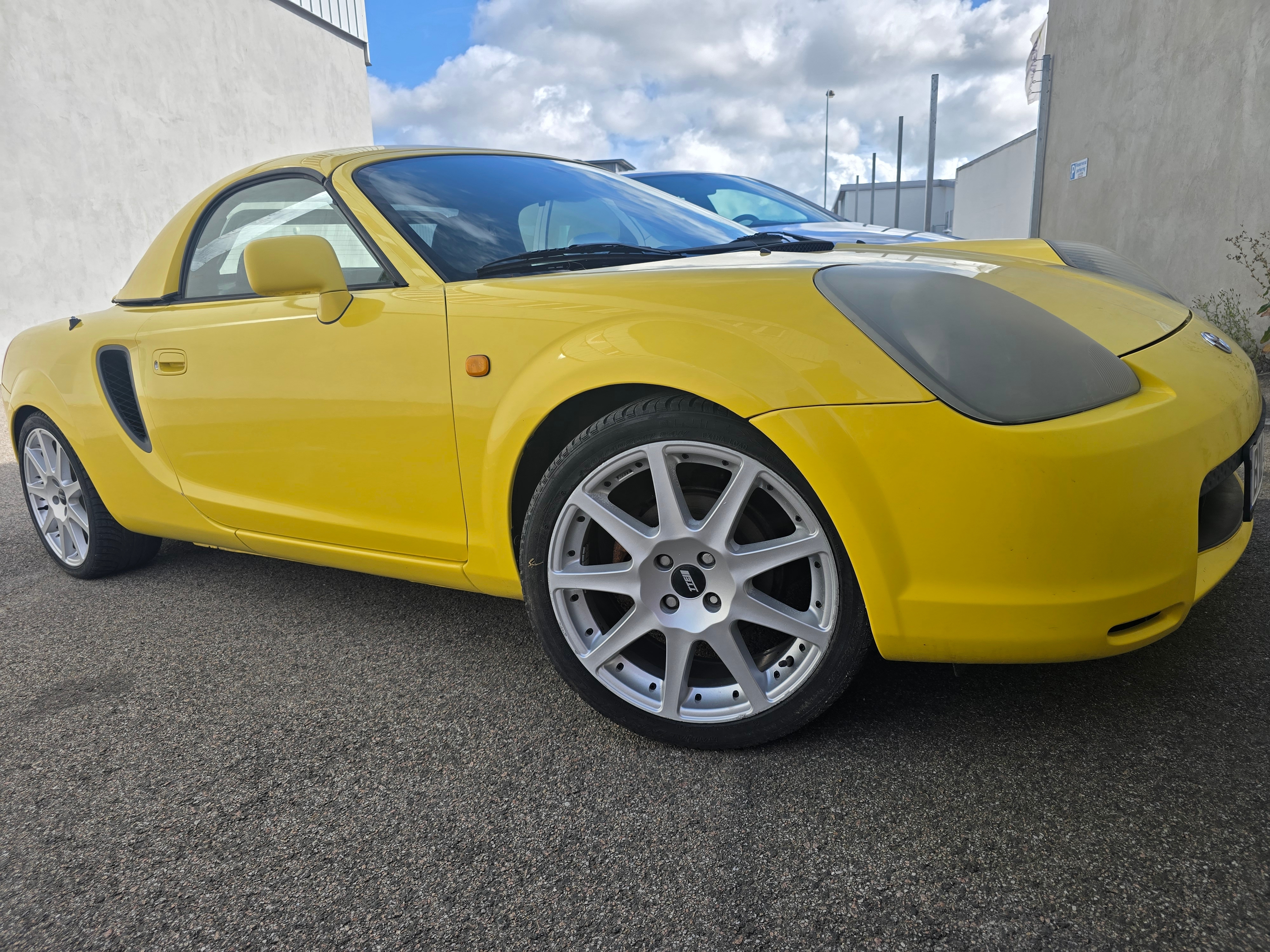 Toyota MR2 2001, bild 2/9