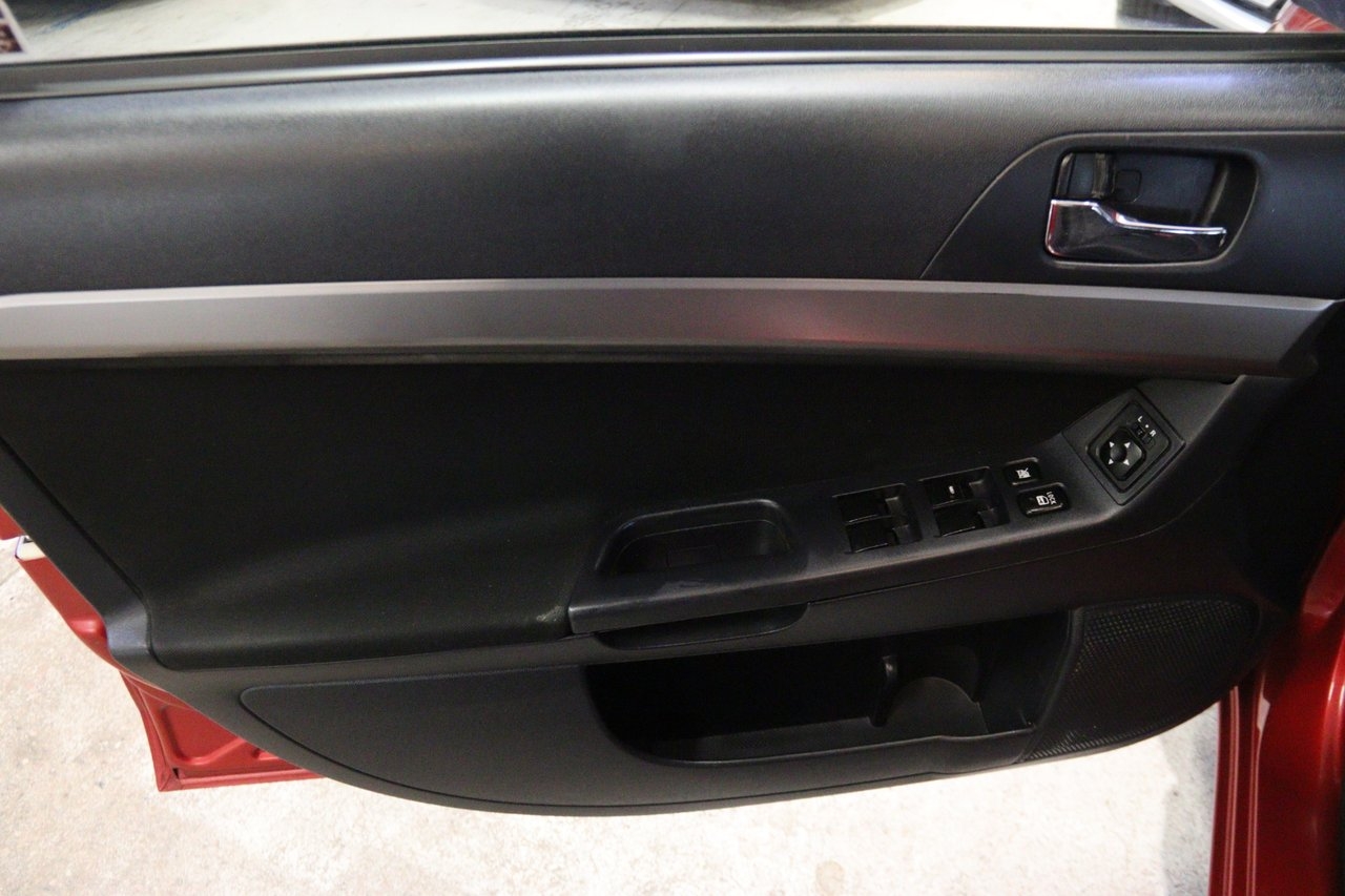 Mitsubishi Lancer 2009, bild 7/10