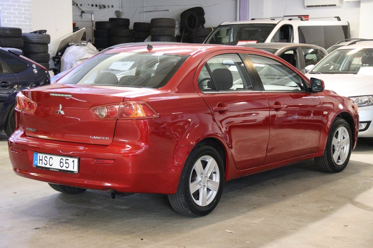 Mitsubishi Lancer 2009, bild 4/10