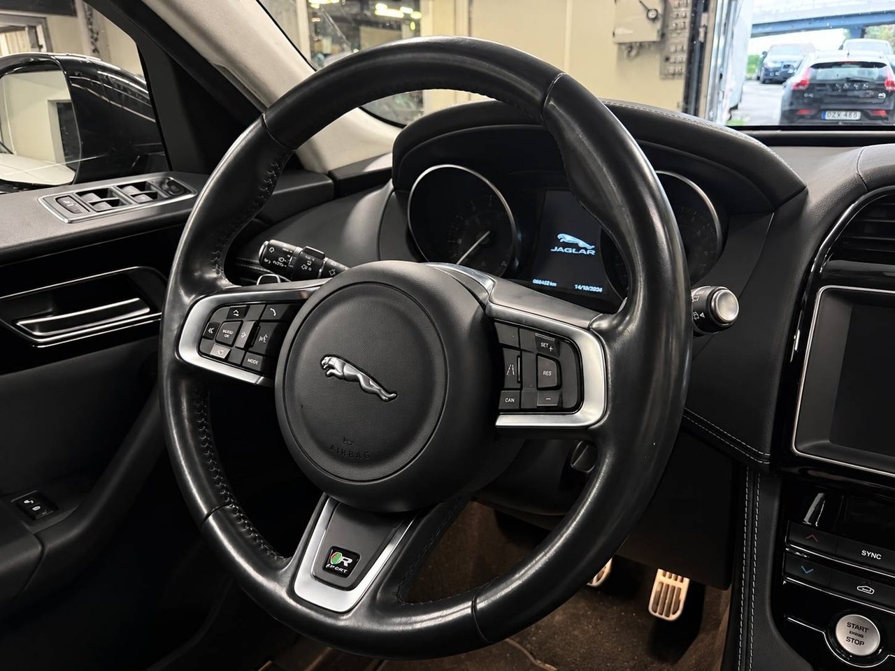Jaguar F-Pace 20d AWD R-Sport 2020, kuva 7/7