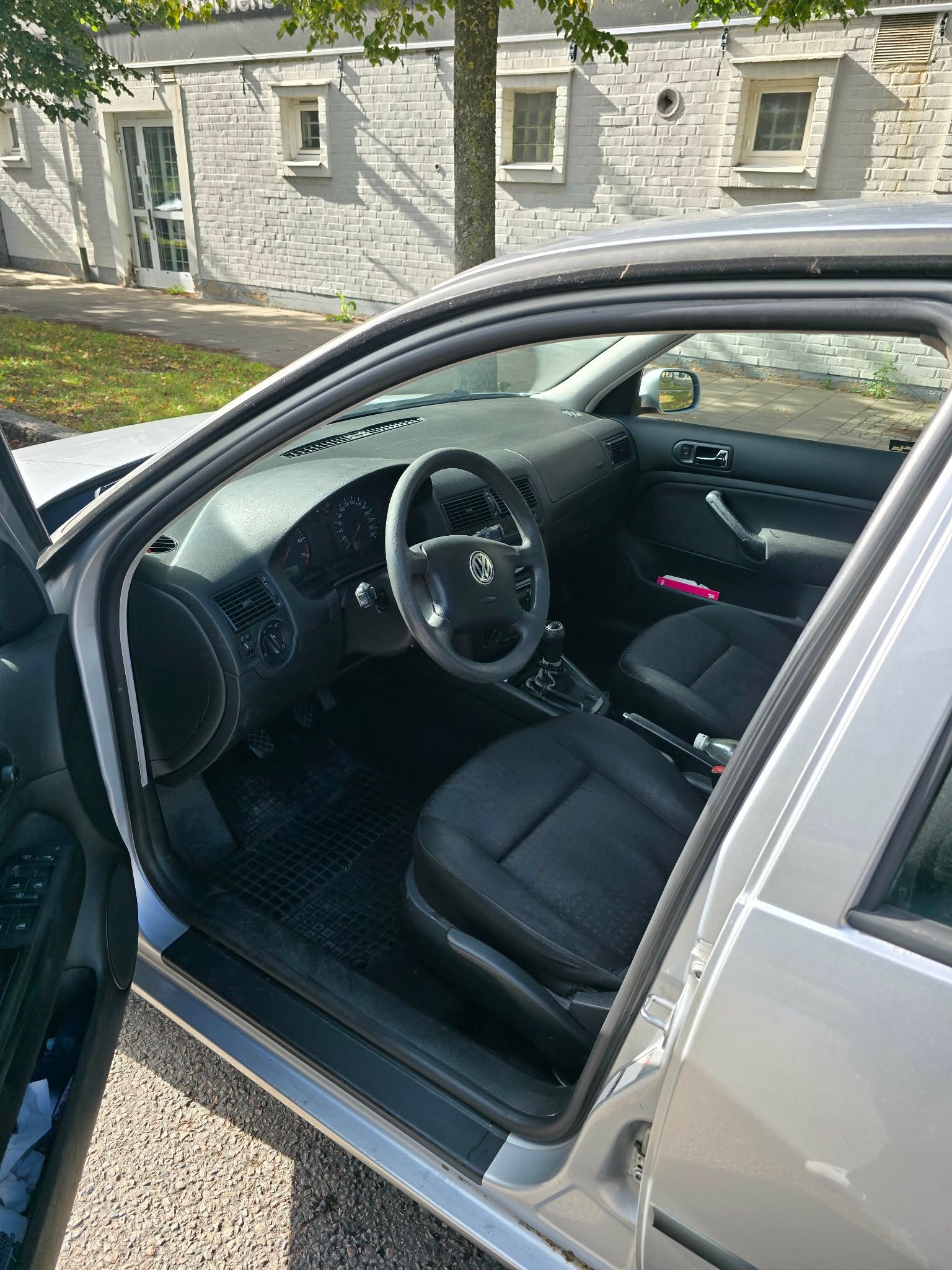 Volkswagen Golf IV 5-dörrar 1.6 Manuell 2003, bild 4/5