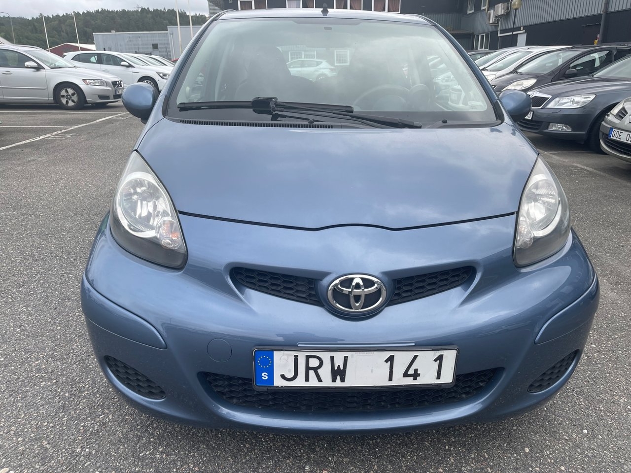 Toyota Aygo 5-dörrar 1.0 VVT-i 2009, bild 2/8