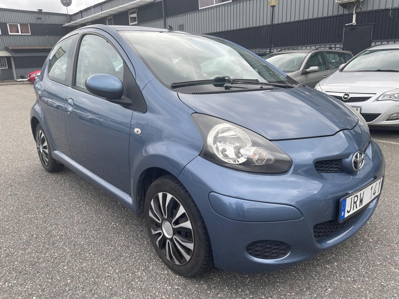 Toyota Aygo 5-dörrar 1.0 VVT-i 2009, bild 3/8