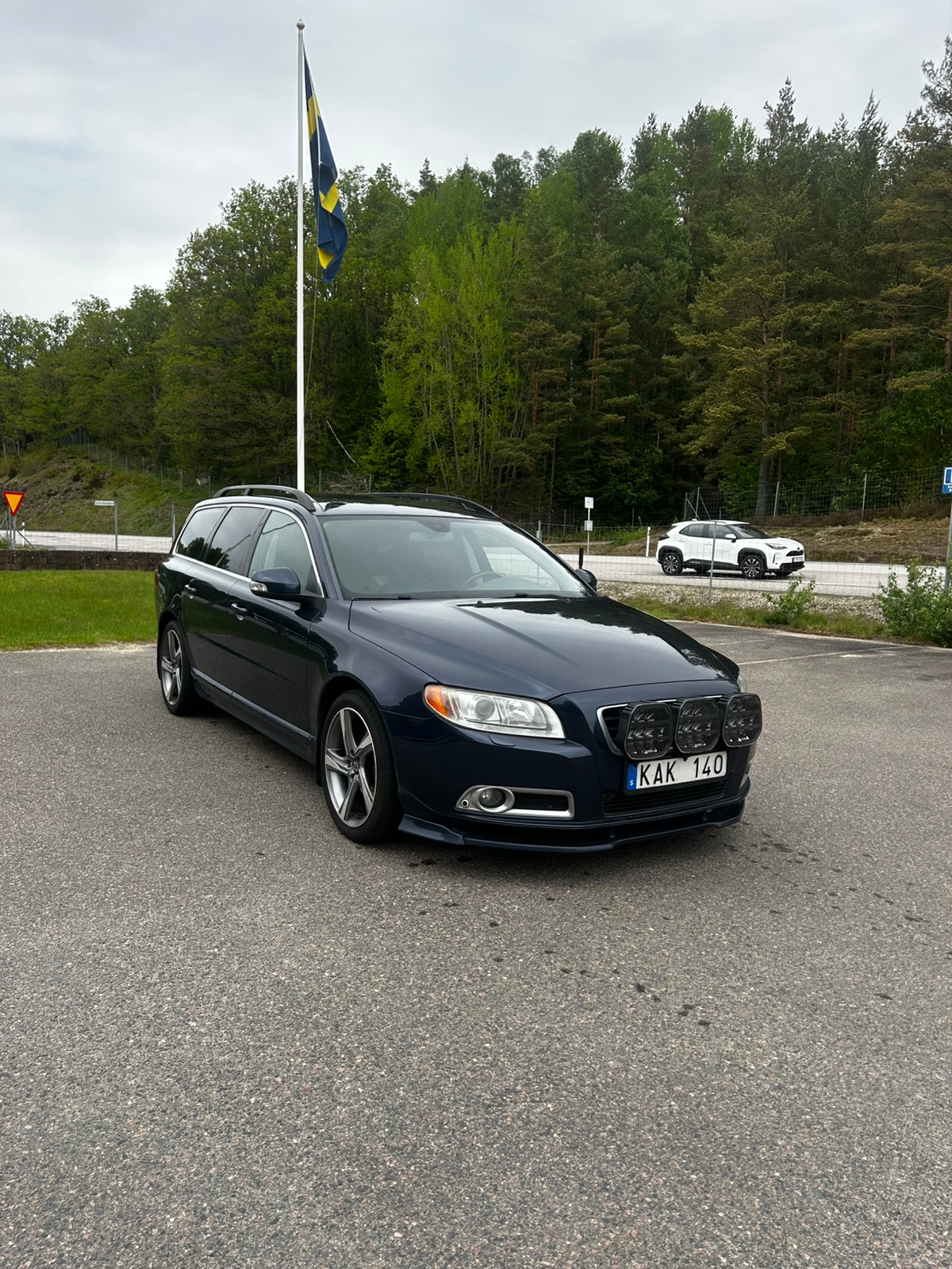Volvo V70 2.4D Manuell 2010, bild 3/4