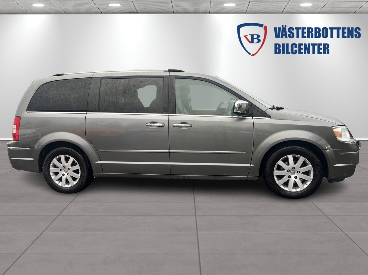 Chrysler Grand Voyager 2008, photo 2/9