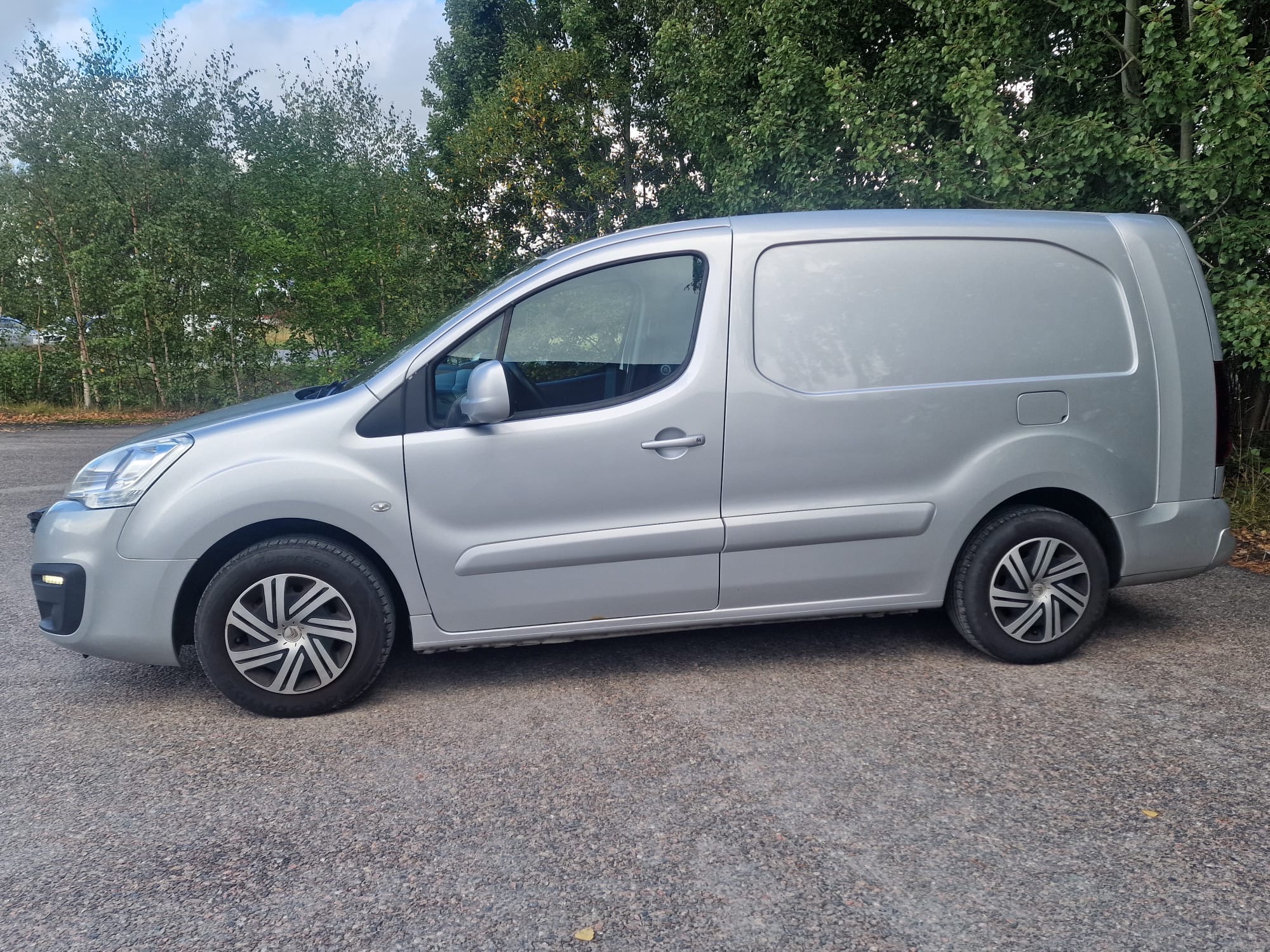 Citroen Berlingo 2016, bild 3/5